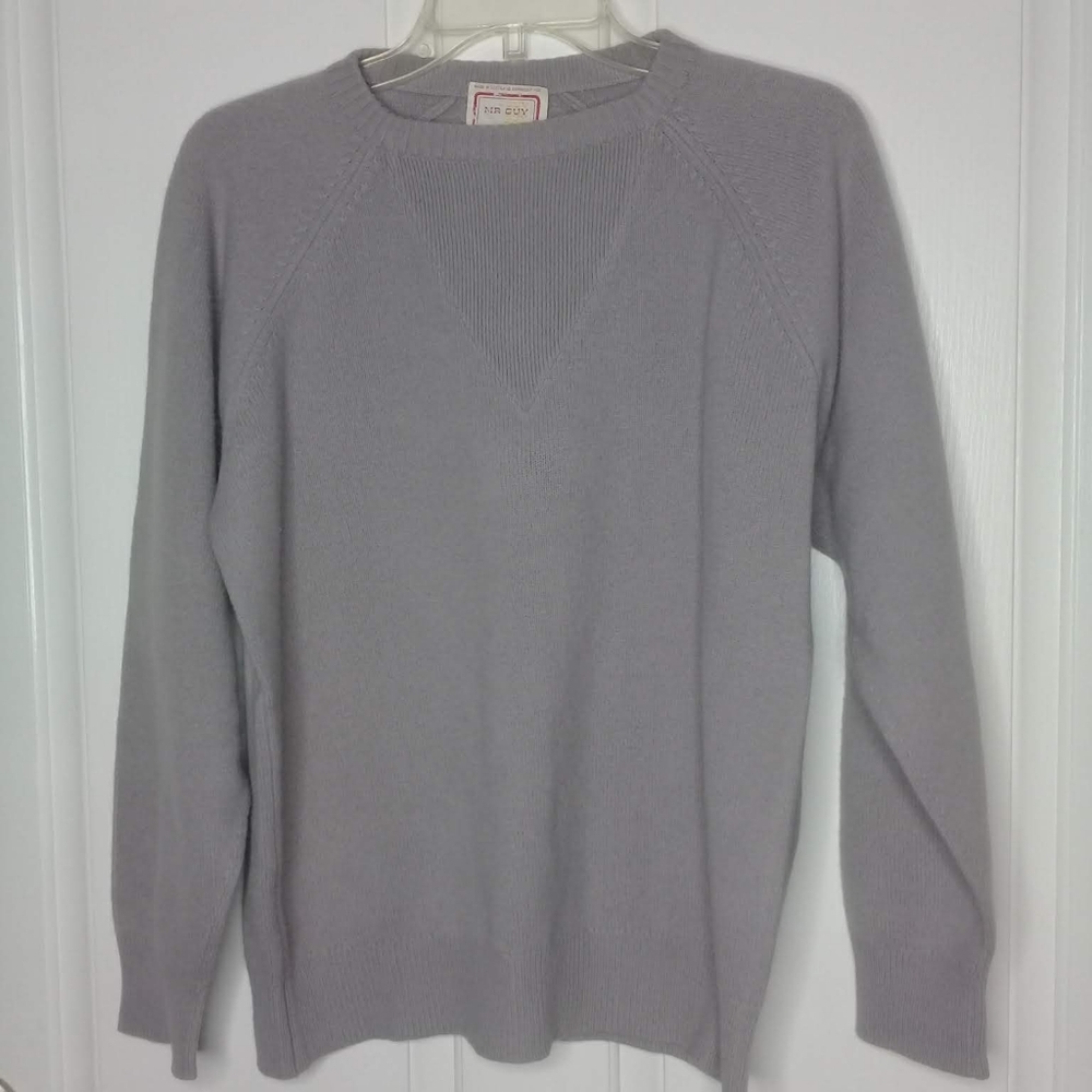 Mr Guy Of Beverly Hills Vintage Grey Lavender Wool Sweater Made in Scotland Sz L